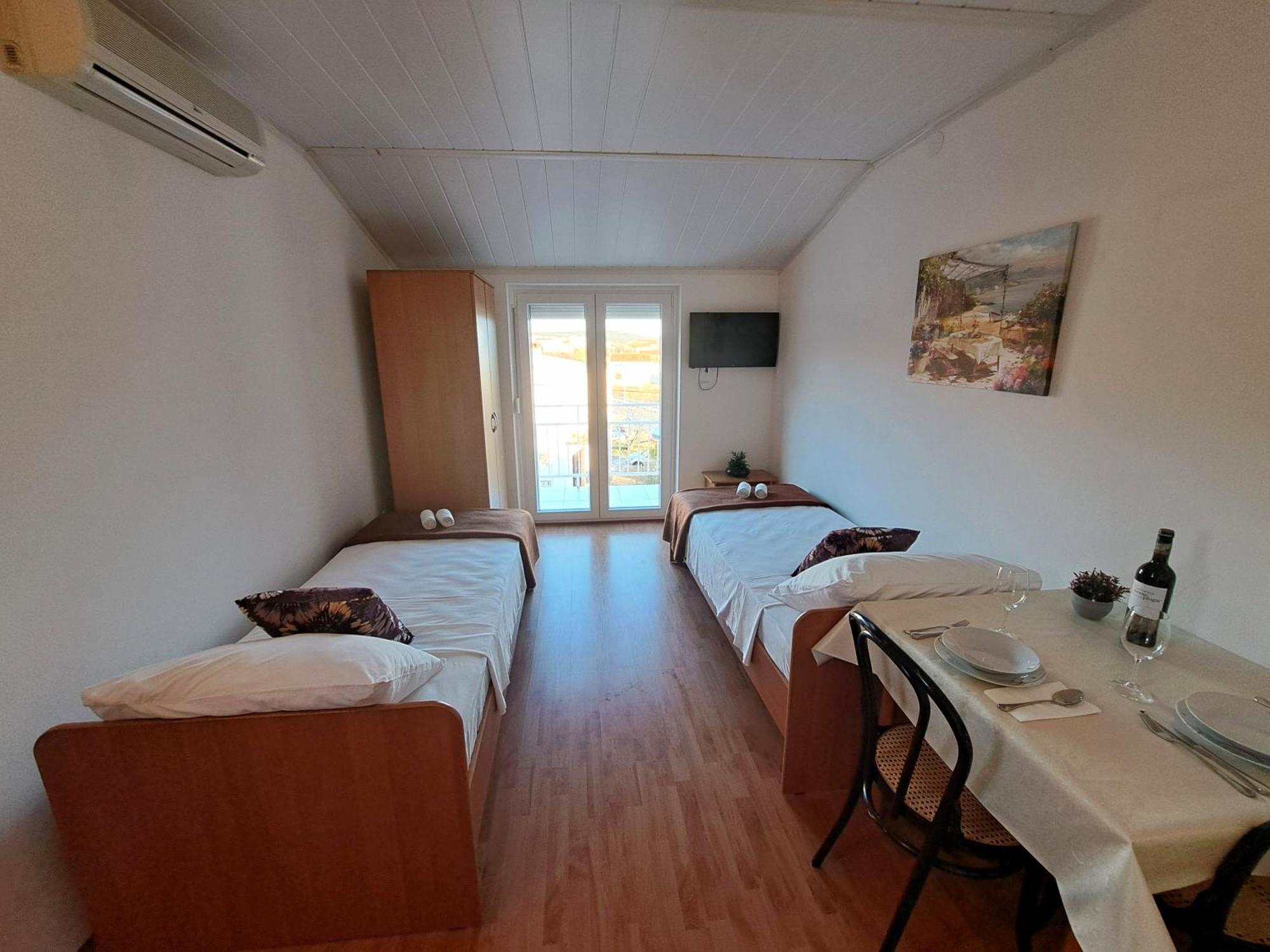 Apartments Maruna Maslenica Exteriér fotografie