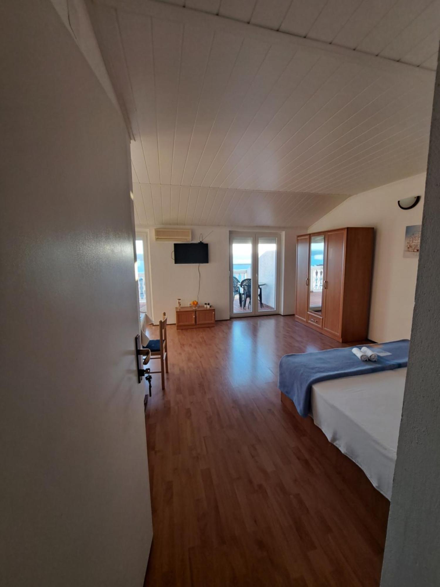 Apartments Maruna Maslenica Exteriér fotografie